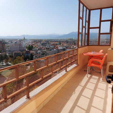 Geni Apartment Korce Bagian luar foto