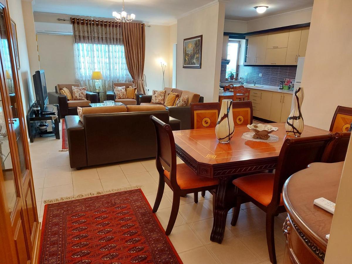 Geni Apartment Korce Bagian luar foto
