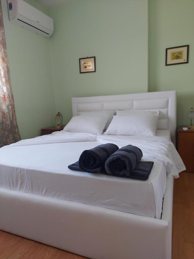 Geni Apartment Korce Bagian luar foto